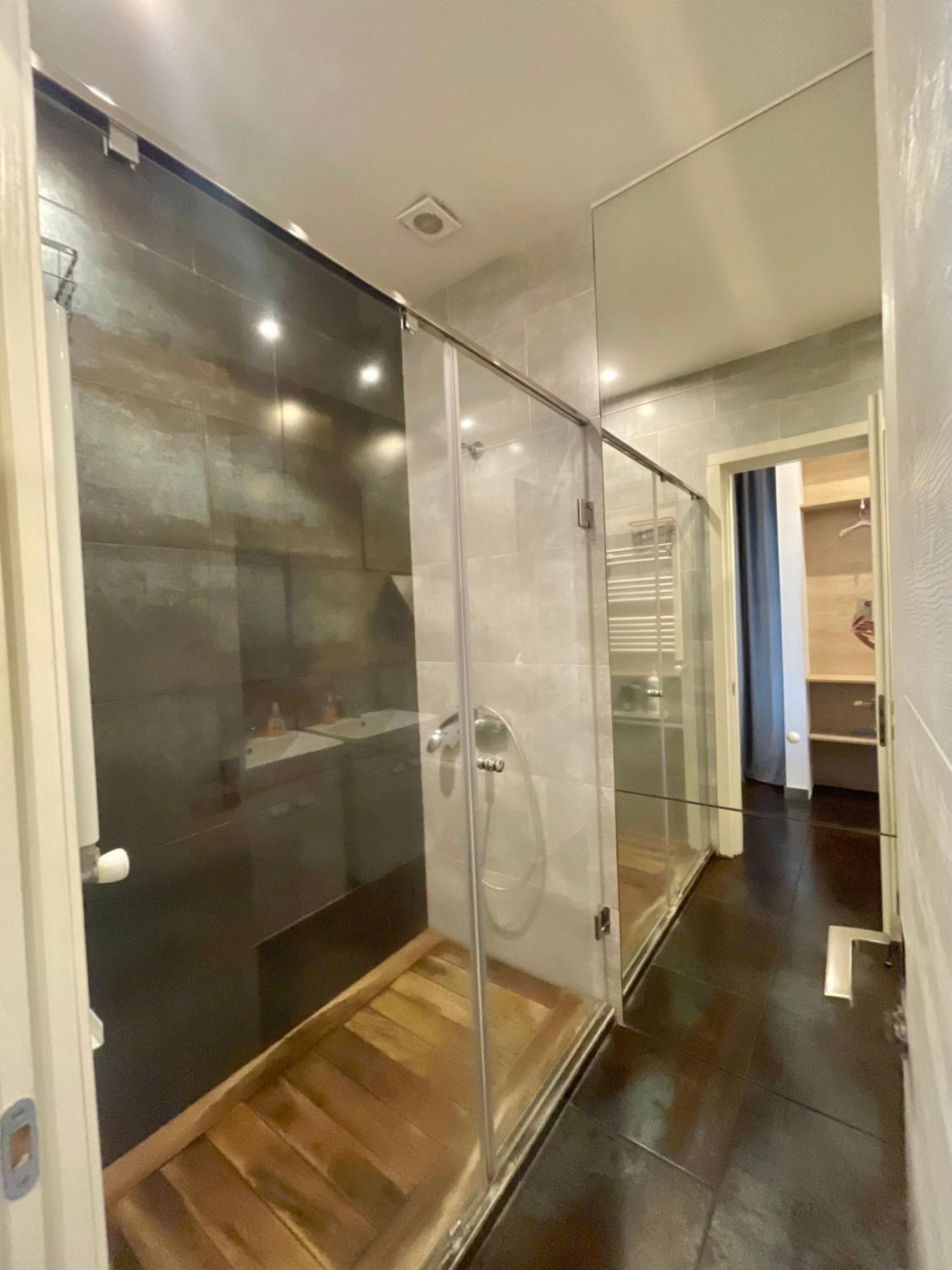 Metro Apartment Erivan Dış mekan fotoğraf