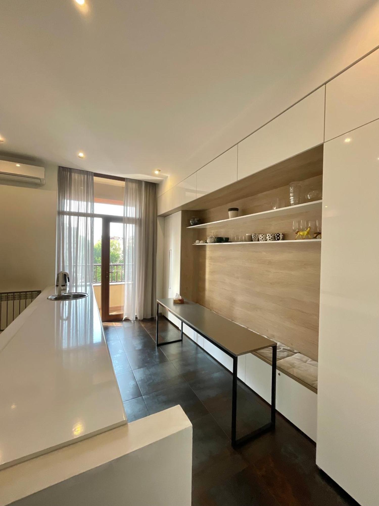 Metro Apartment Erivan Dış mekan fotoğraf