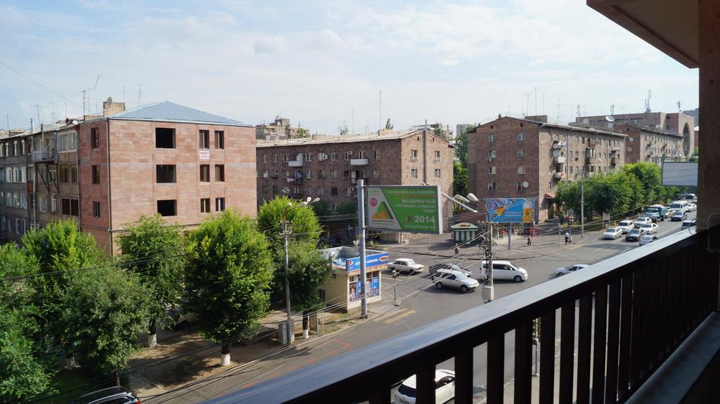 Metro Apartment Erivan Dış mekan fotoğraf
